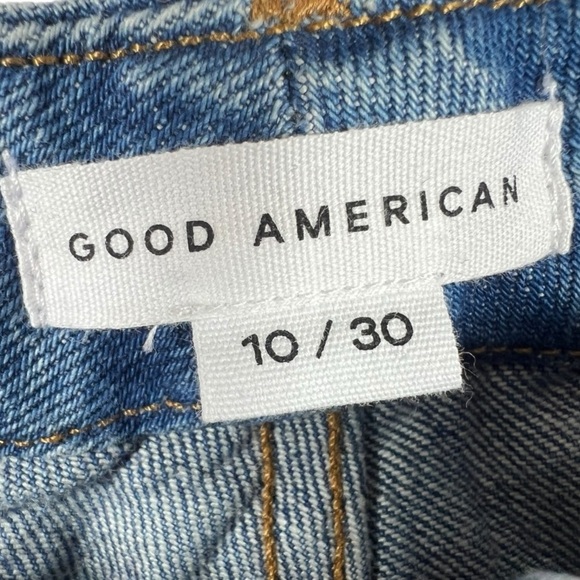 NWT Good American Good Classic High Waist Raw Hem Jeans 10/30 - Picture 2 of 13